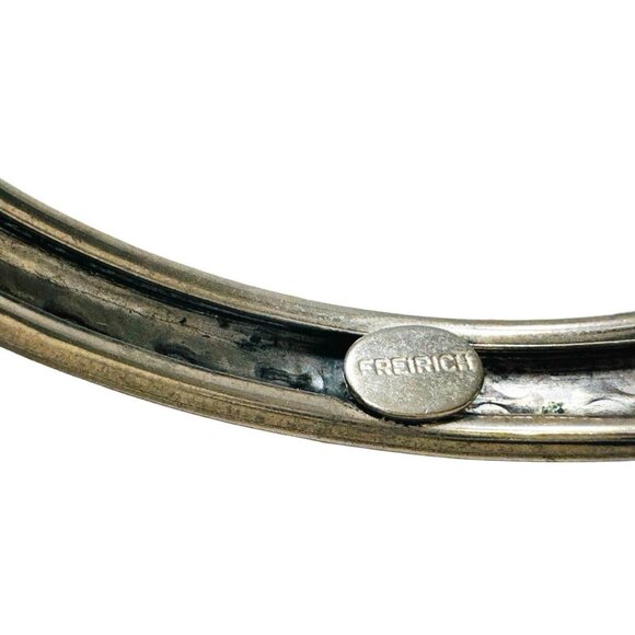 FREIRICH Silver Hinged Bangle Bracelet Swirl Pattern With Leaves & Safety Chain - Picture 4 of 8